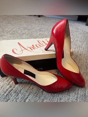 Amalfi Vintage 80s Red Leather Pumps 7.5 Extra Narrow 3.5” Heel